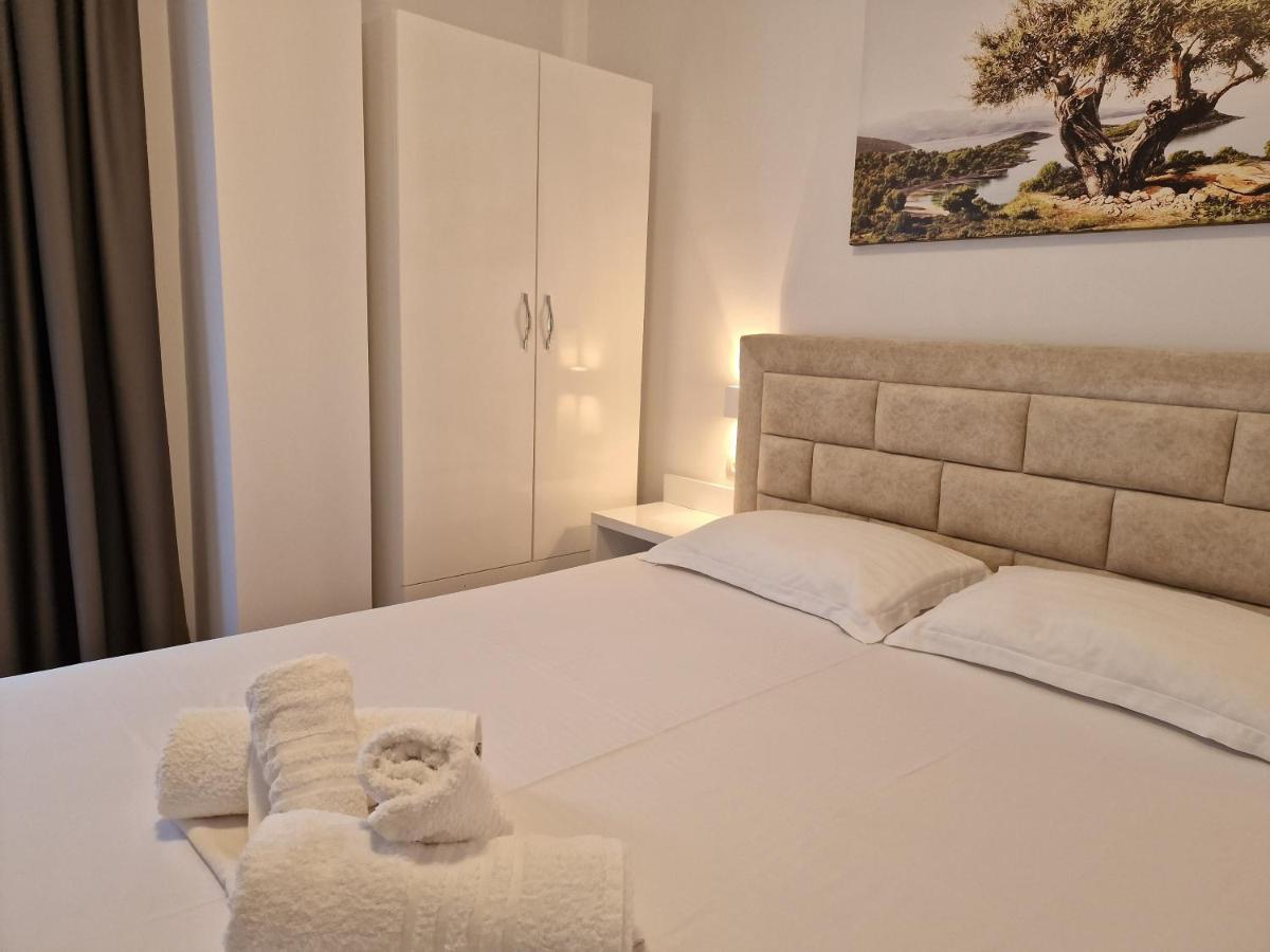 Hotel Queen Margaret Seaside クサミル エクステリア 写真