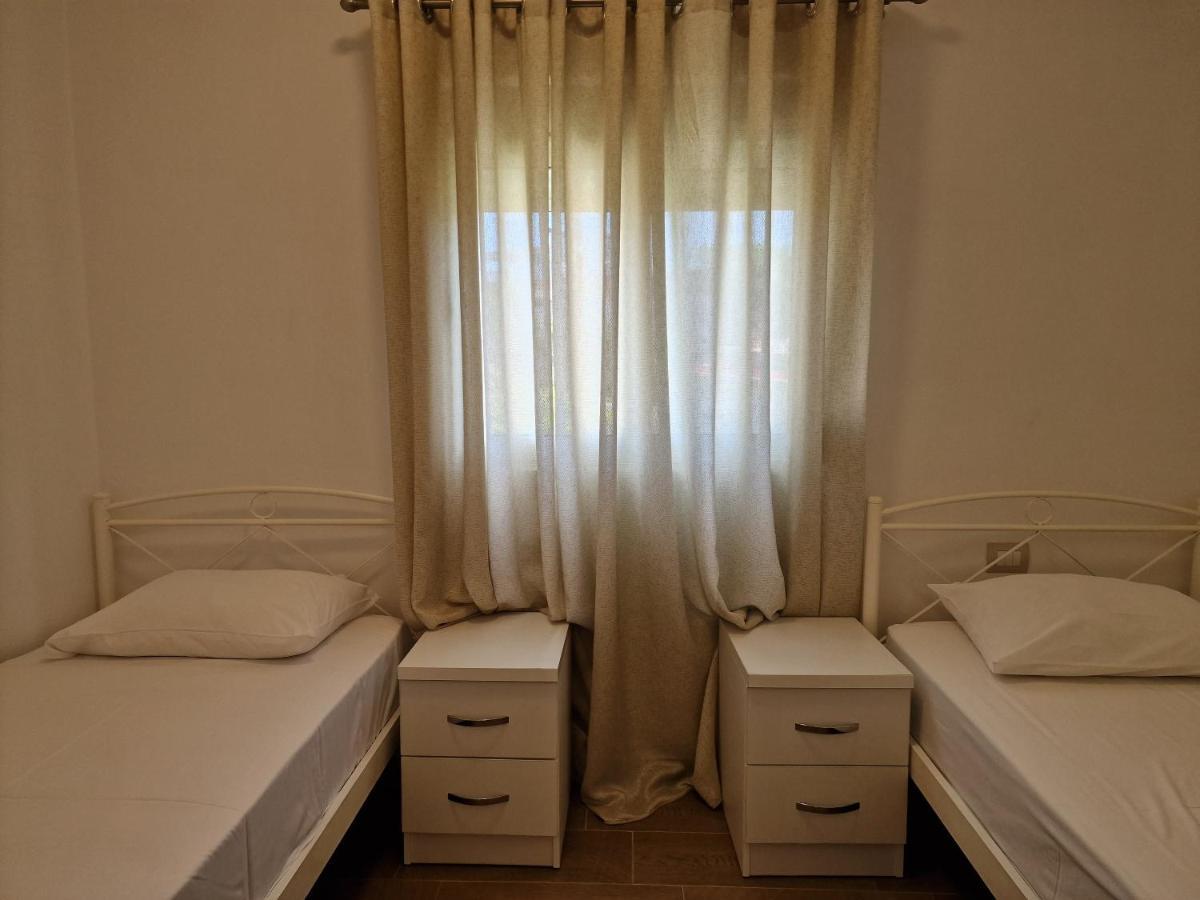 Hotel Queen Margaret Seaside クサミル エクステリア 写真